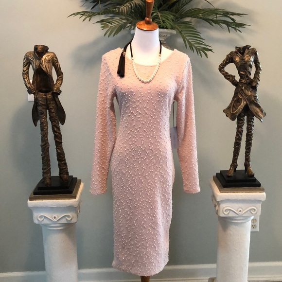 Jennifer Lopez Dresses & Skirts - Jennifer Lopez Body Hugging Boucle Dress